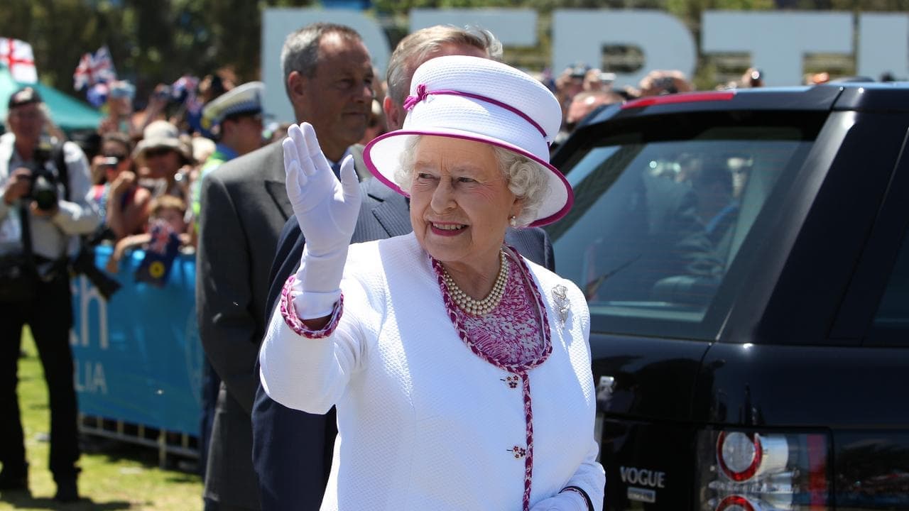 Claim Queen handed the Commonwealth to an Australian is baseless