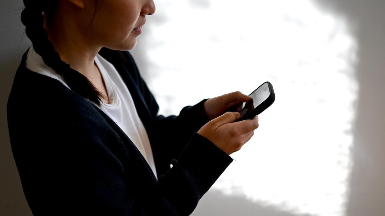 Crackdown to protect kids from AI-induced self harm