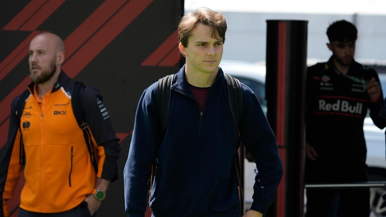 Clean slate for duelling teammates in Mexico Grand Prix