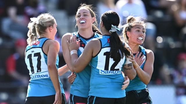 Power stun Crows as Tahau sets AFLW goalkicking record