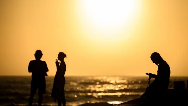 False ‘heat only rises’ claim defies climate science