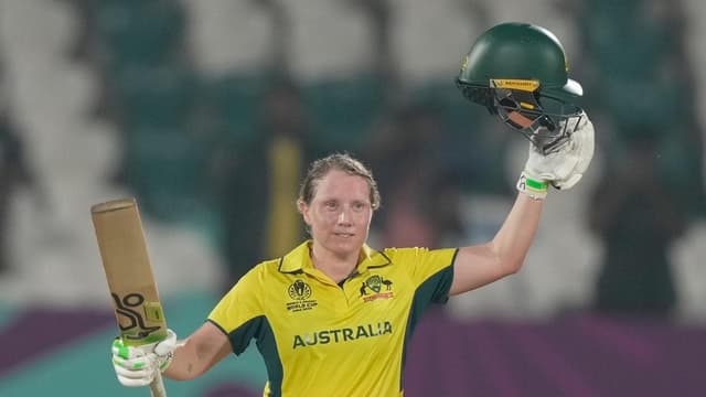 Australia wait on skipper's World Cup fitness call