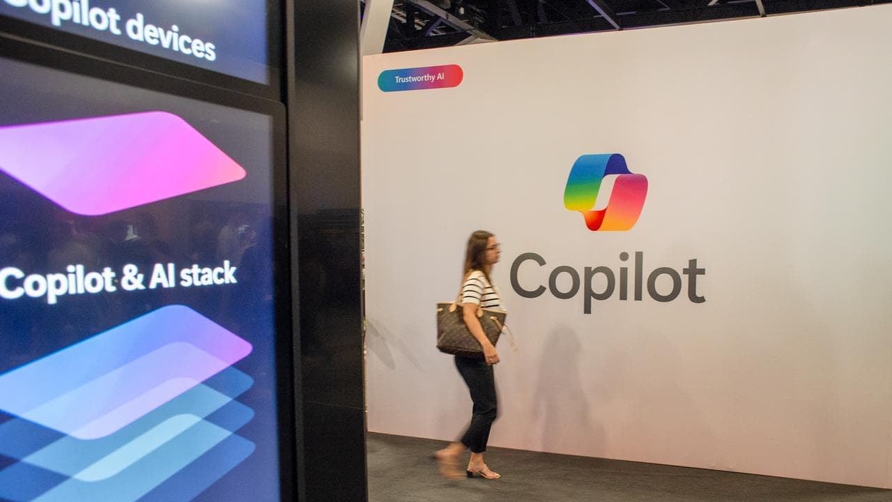 Microsoft apologises for AI confusion, offers refunds