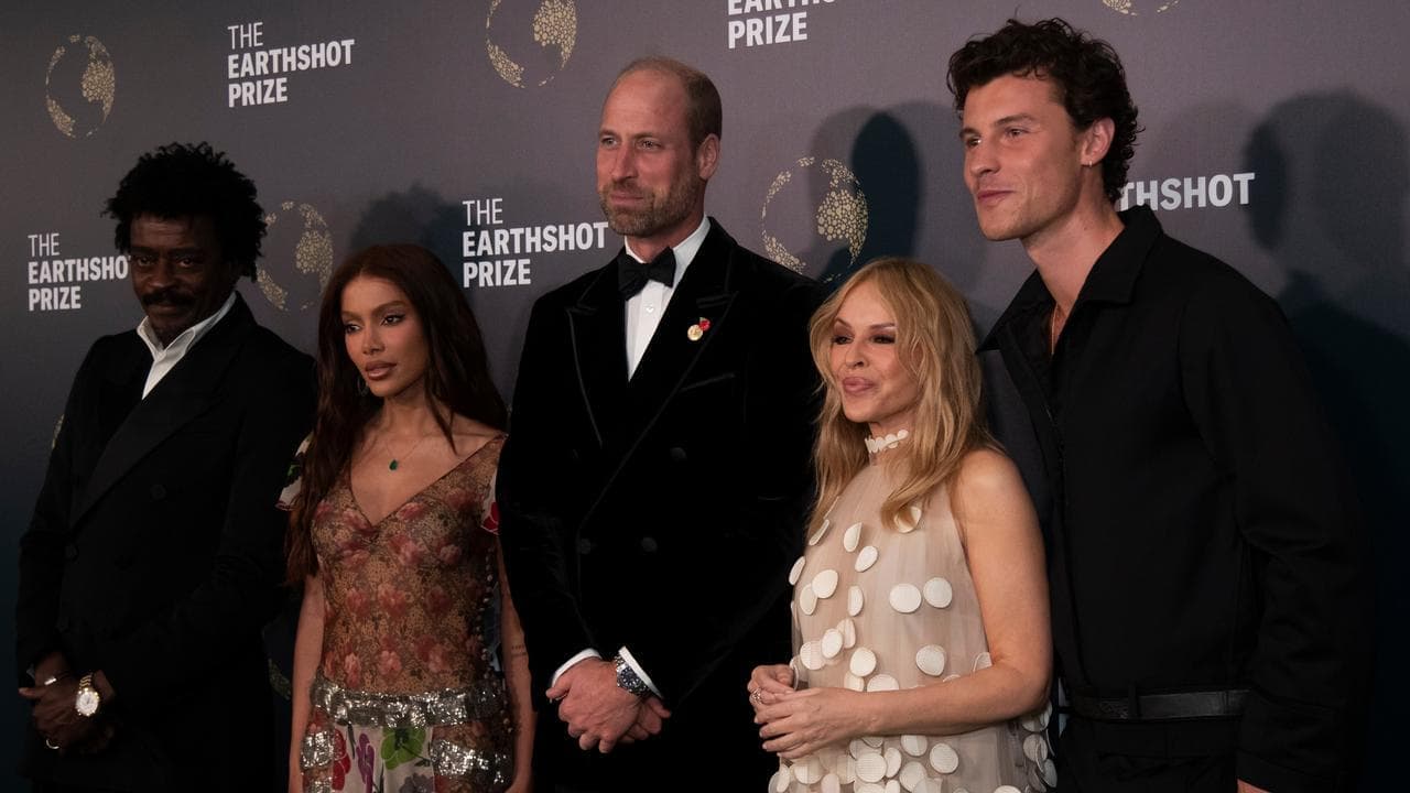 William honours young environmentalists at Earthshot