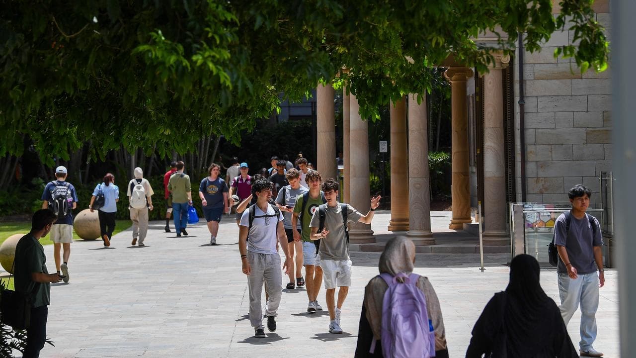 Uni chief slams 'unfair' $51k degrees as jobs in peril