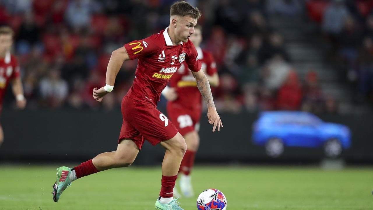 Reds back to their winning ways against Wanderers