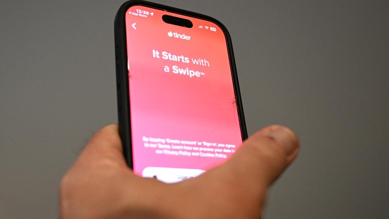 Dangers of adult dating sites for children revealed