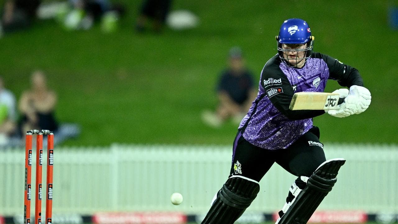 Hurricanes openers set record to blow away Sixers