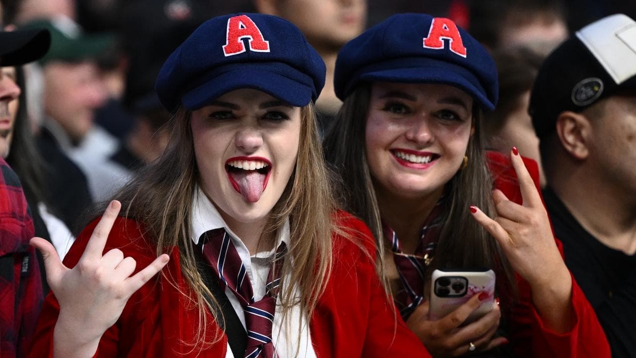 Businesses thunderstruck as AC/DC shows boost spending