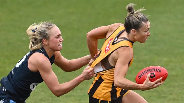 Blues wary of wounded Hawks in AFLW semi-final