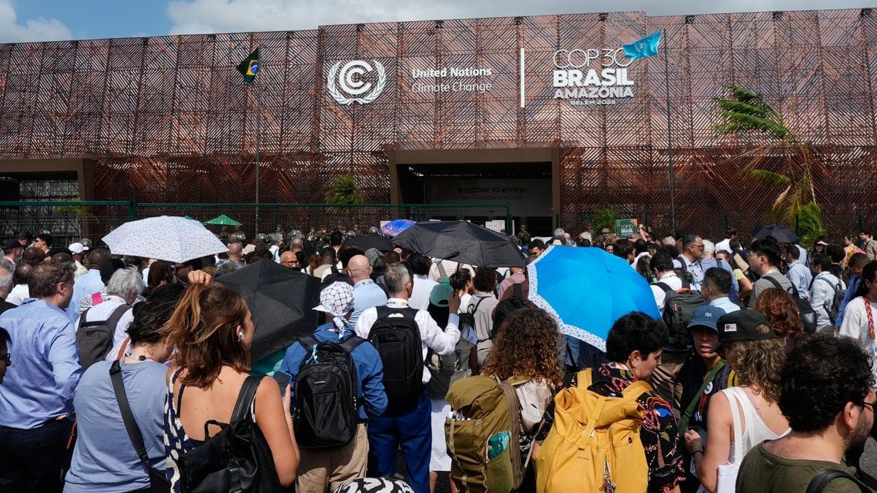 Australia to make eleventh-hour bid to seal COP31 deal