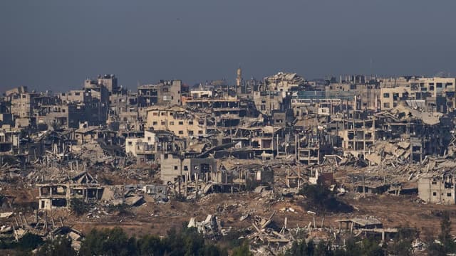 Israel cheers UN adopting Gaza plan, Hamas rejects it