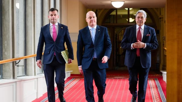 Unlike Australia, NZ centre-right sticks with net zero