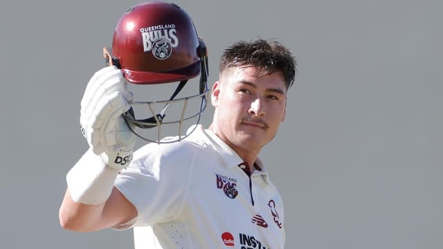 Renshaw hits third Shield century of summer for Bulls