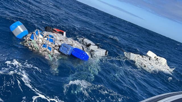 Half a tonne of cocaine found floating in the ocean