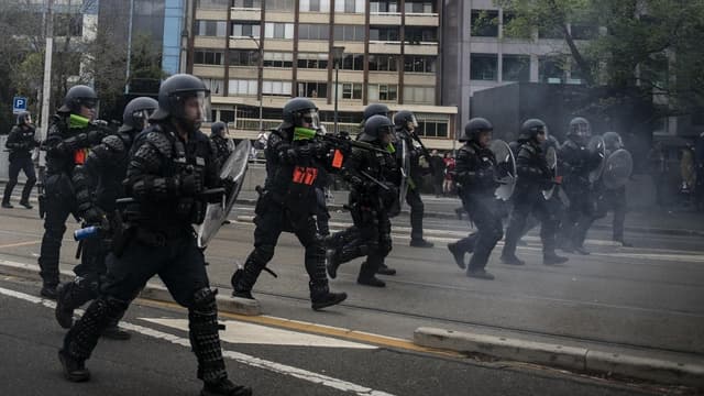 Police to test upgraded powers during migration protest