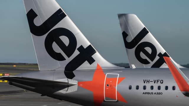 Jetstar flights resume after software issue resolved