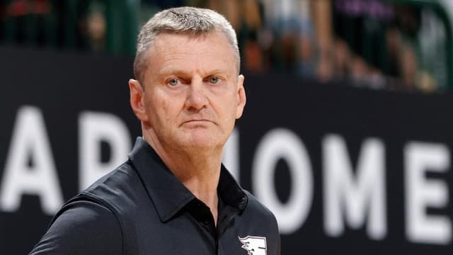 'Challenging': Flames coach steps down after poor start