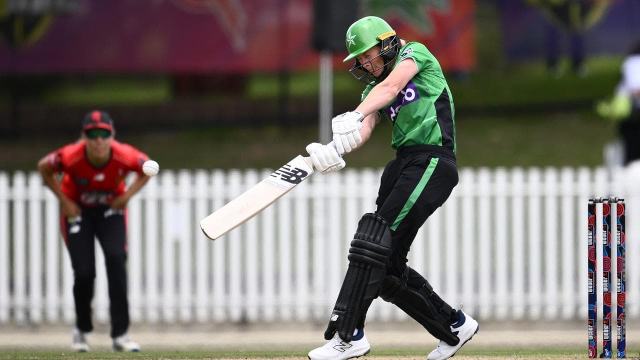 Batting stars shine as Hobart, Stars exchange top spot
