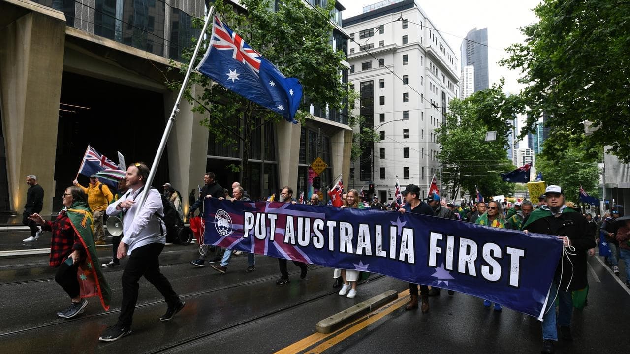 Immigration 'division' as parties jump on bandwagon