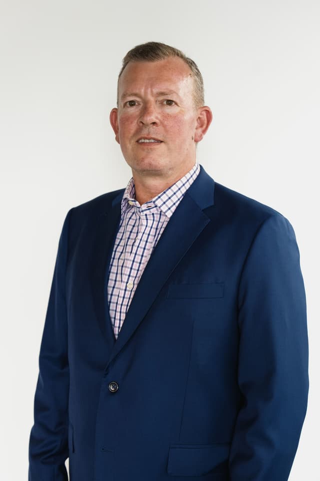 FXTRADING.com Enters New Era of Growth with Appointment of Adam Phillips as CEO