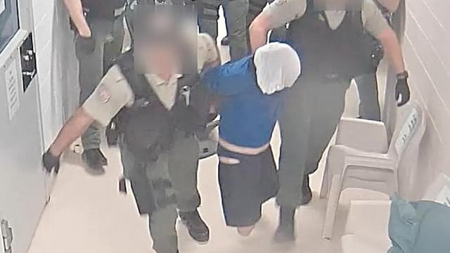 Nurse absent for inmate's medical alert, inquest told