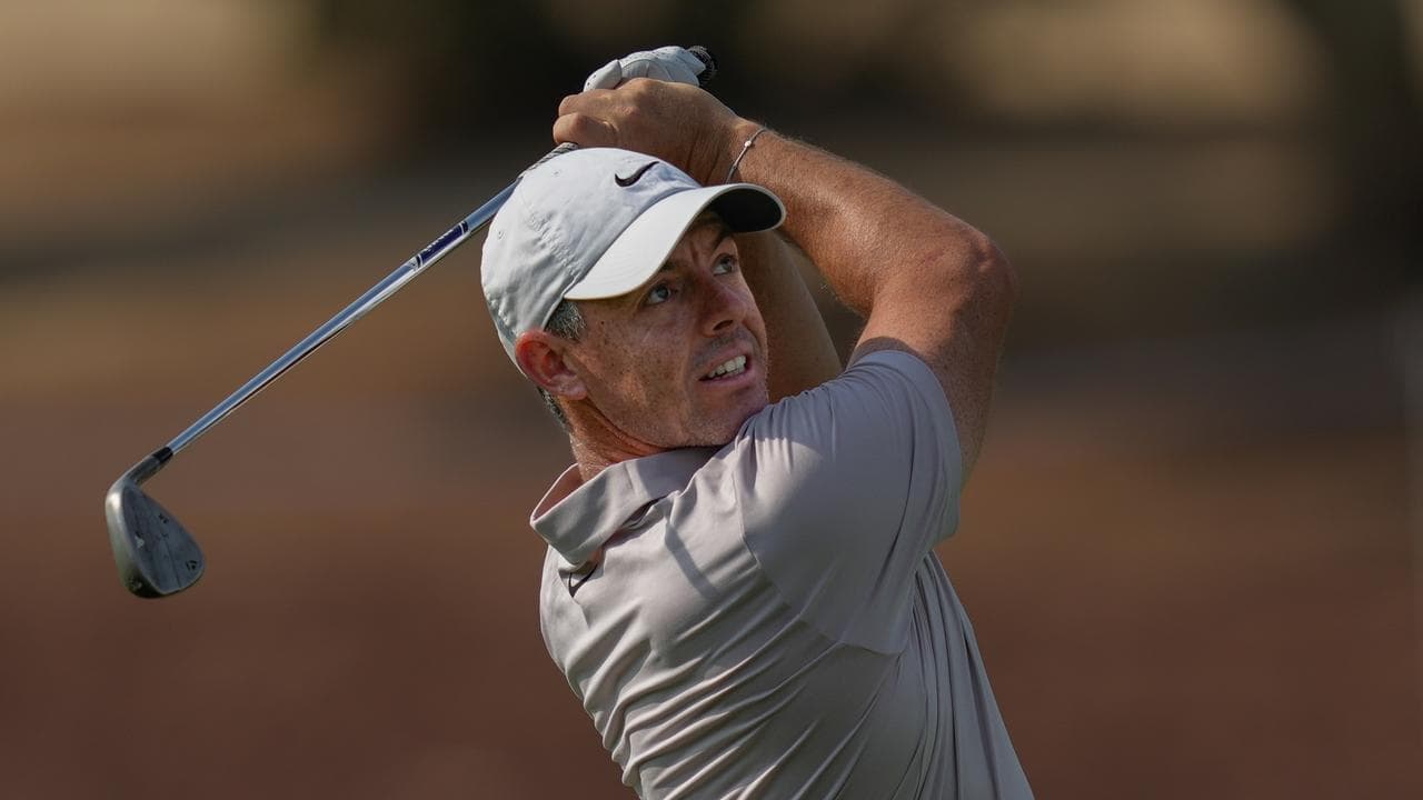 McIlroy mania hits Royal Melbourne ahead of Open