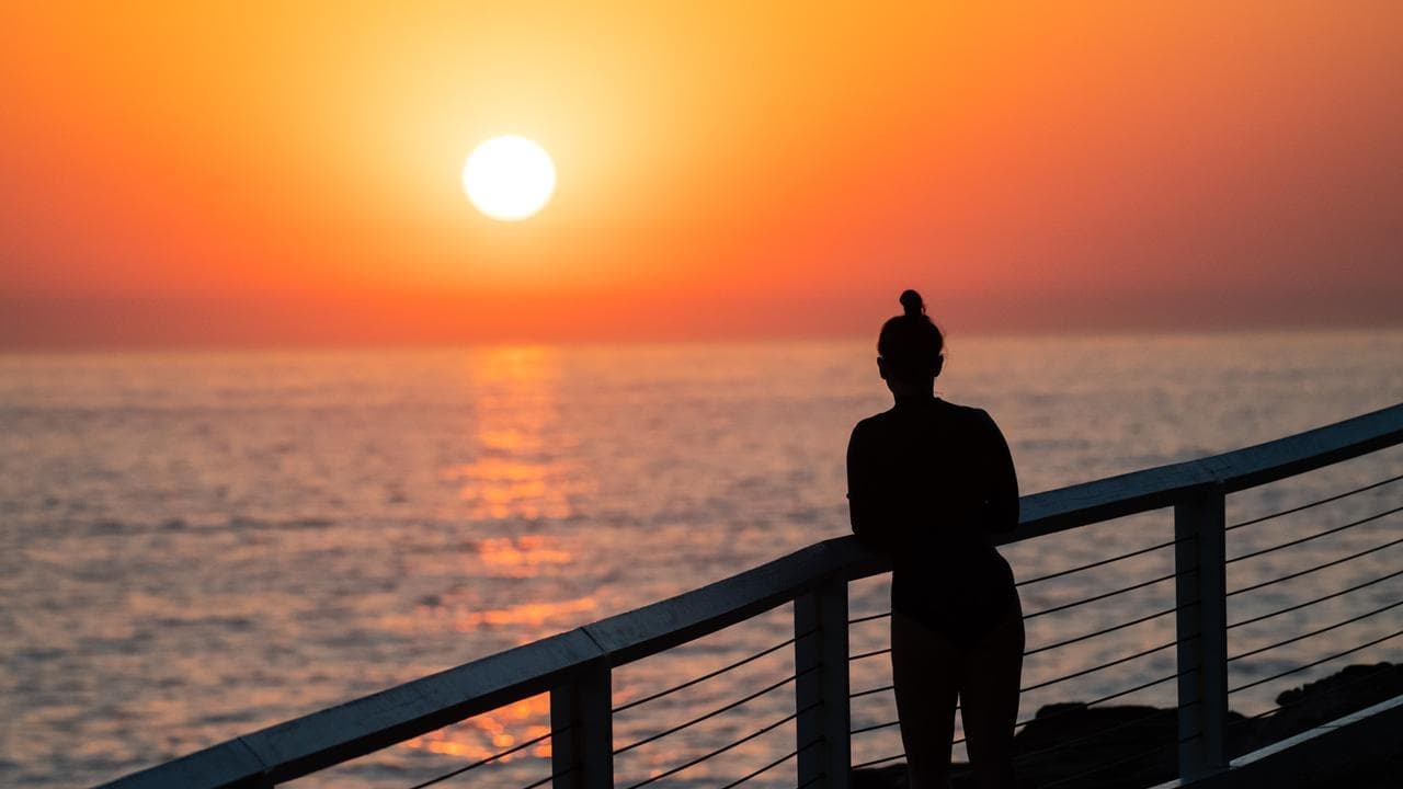 Energy costs force most renters to swelter over summer