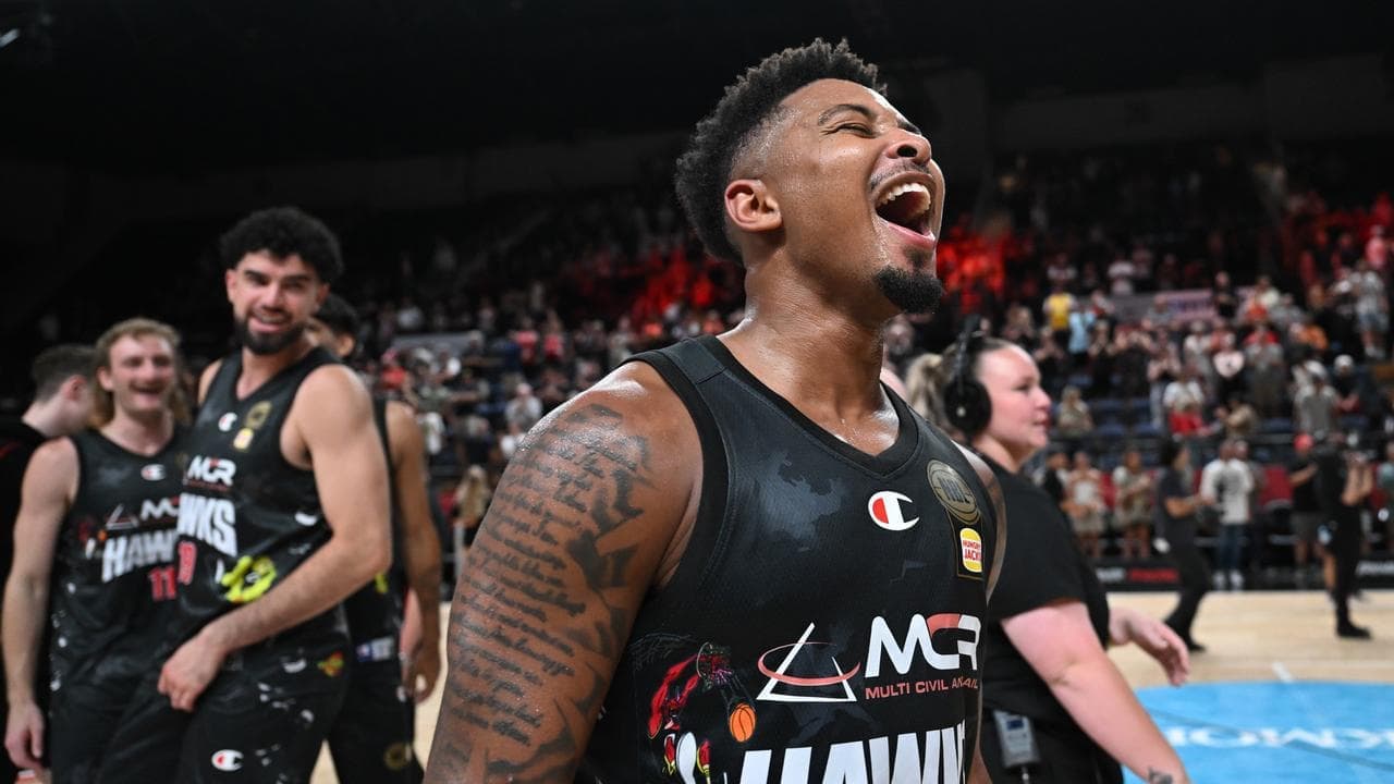 Hawks pip Phoenix in wild NBL overtime nail-biter