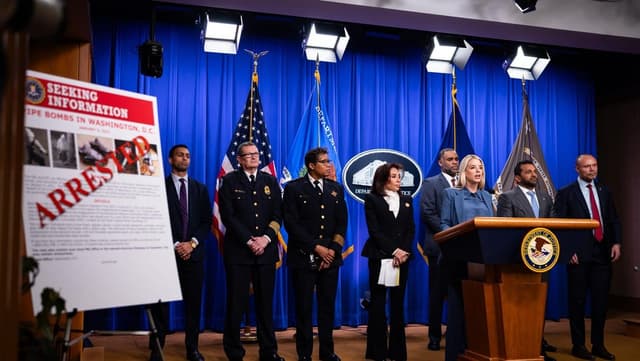 Man charged with planting bombs before US Capitol riot