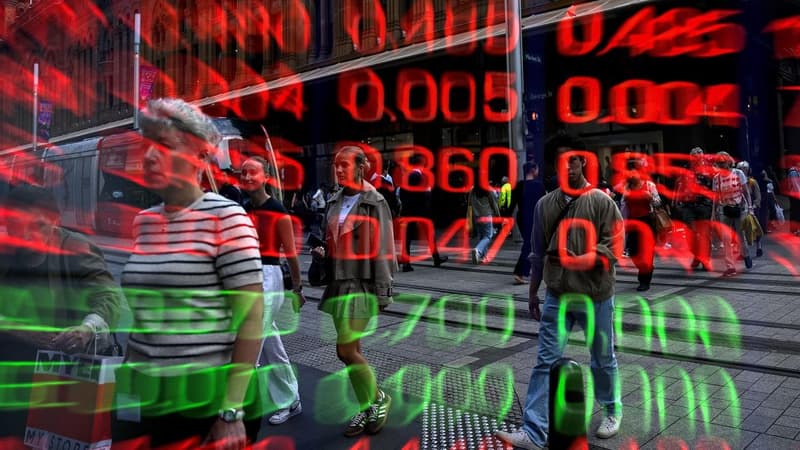 Shares headed for flat week as catalysts remain elusive