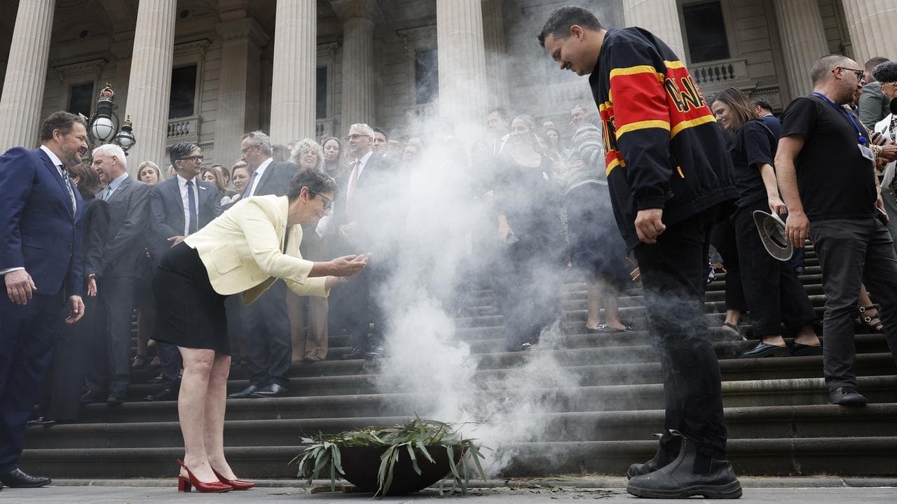 Disunity as Aboriginal people hear 'powerful' apology