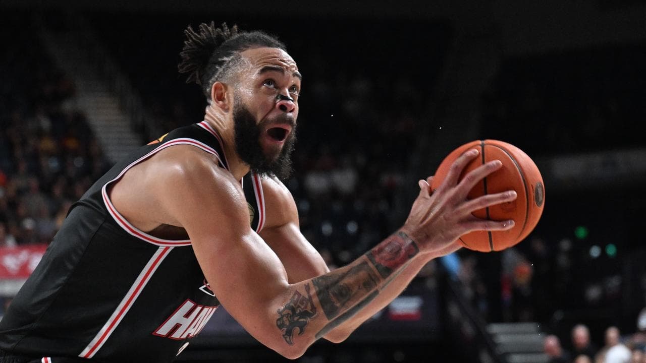 Chastened Hawks prevail as restocked Bullets fire