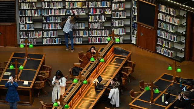 State library 'saved' as management back down from cuts