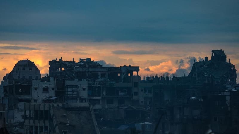 Israel targets senior Hamas commander in Gaza strike