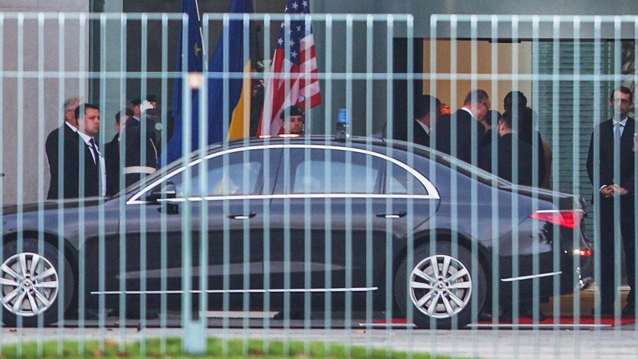 Zelenskiy drops NATO bid as Germany peace talks begin