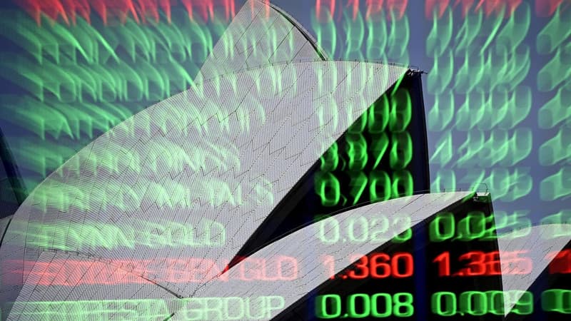 Aussie shares dip, miners tumble on grim China data