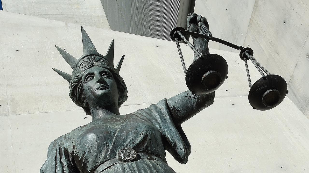 Media adviser busted leaking court material 'naive'