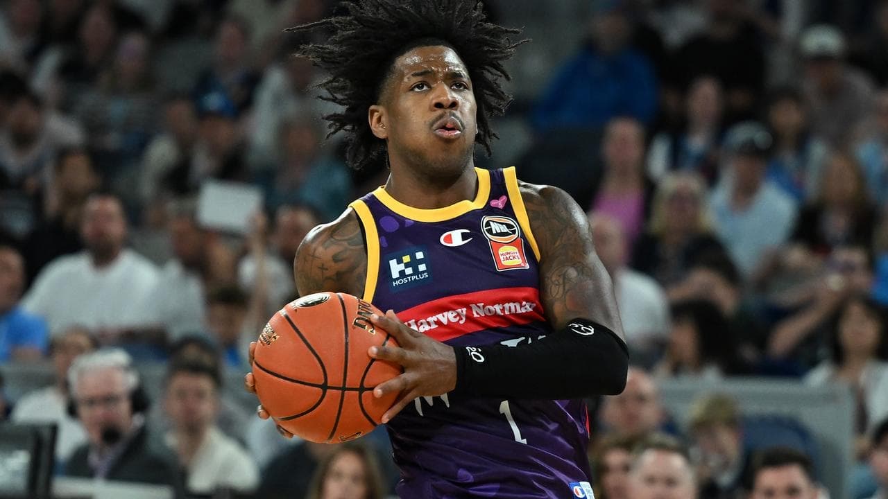Kings come from the clouds to beat 36ers in OT