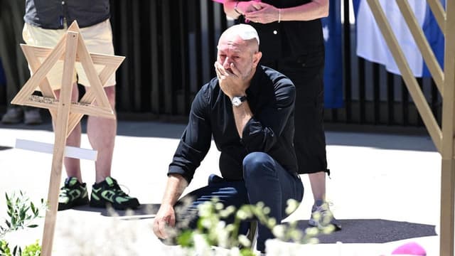 'Millimetres from death': Bondi survivor fights AI lies