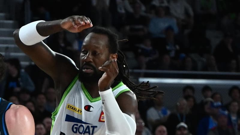 Phoenix pinch last-second NBL thriller over Wildcats