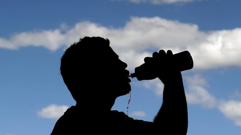 'Very sticky': summer heatwave to give way to storms