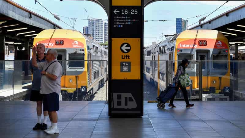 Urgent fix blitz to get Sydney's trains back on track