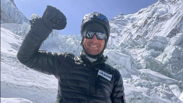 Heartbreak as Aussie dies on Mt Everest charity climb