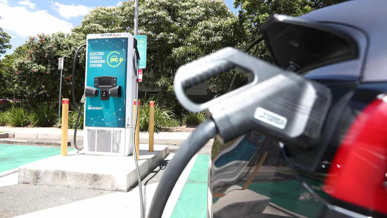 Queensland drives electric car-charging highway further