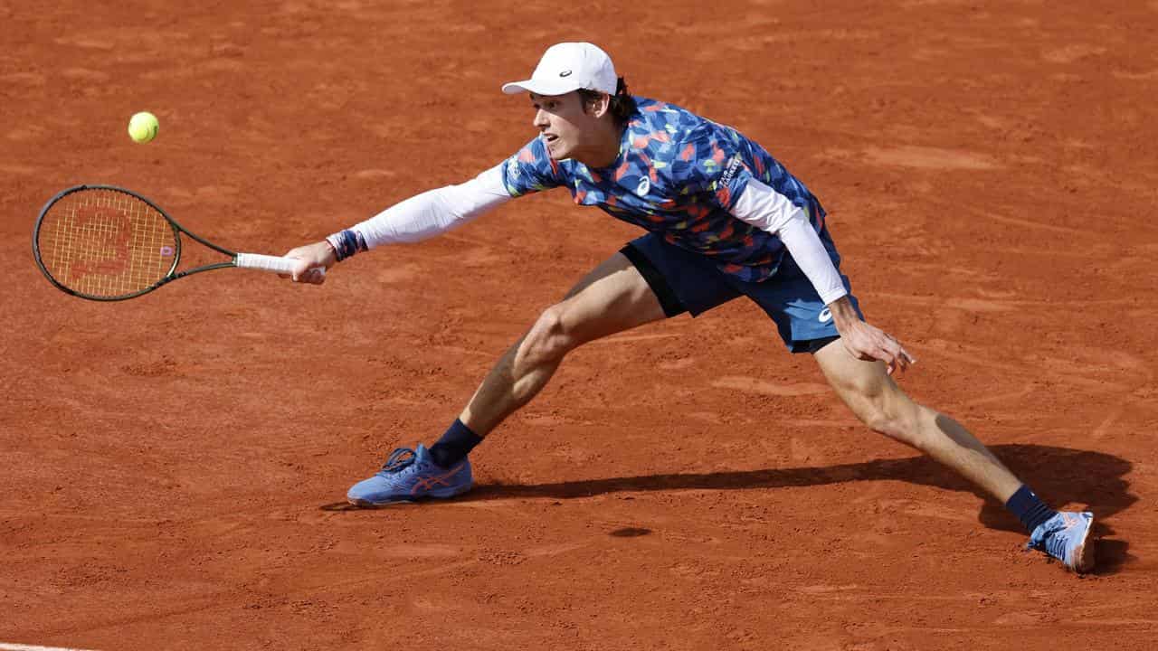 De Minaur after Paris win: 'I'll take it to anyone'