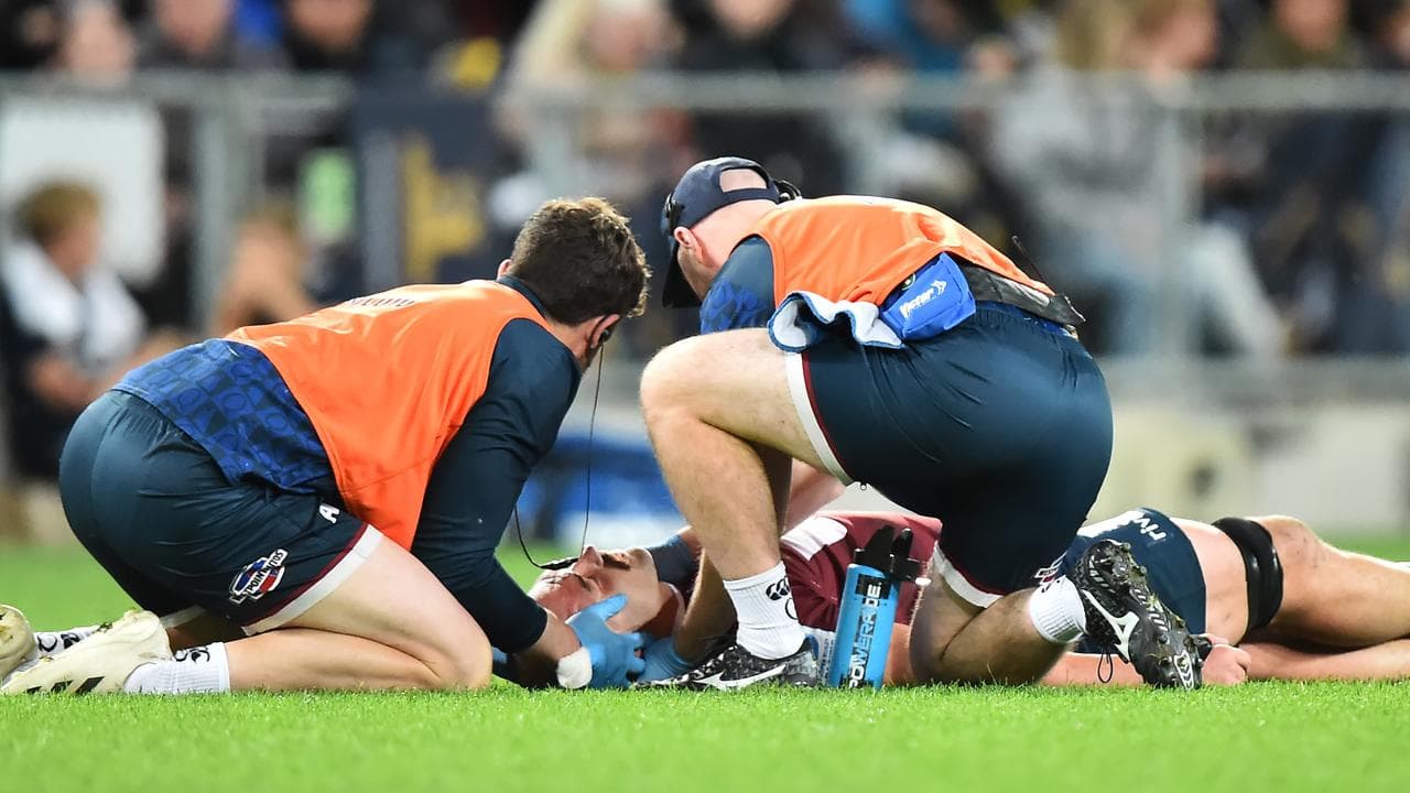 Wilson gets Super Rugby 'reminder' over ref comments