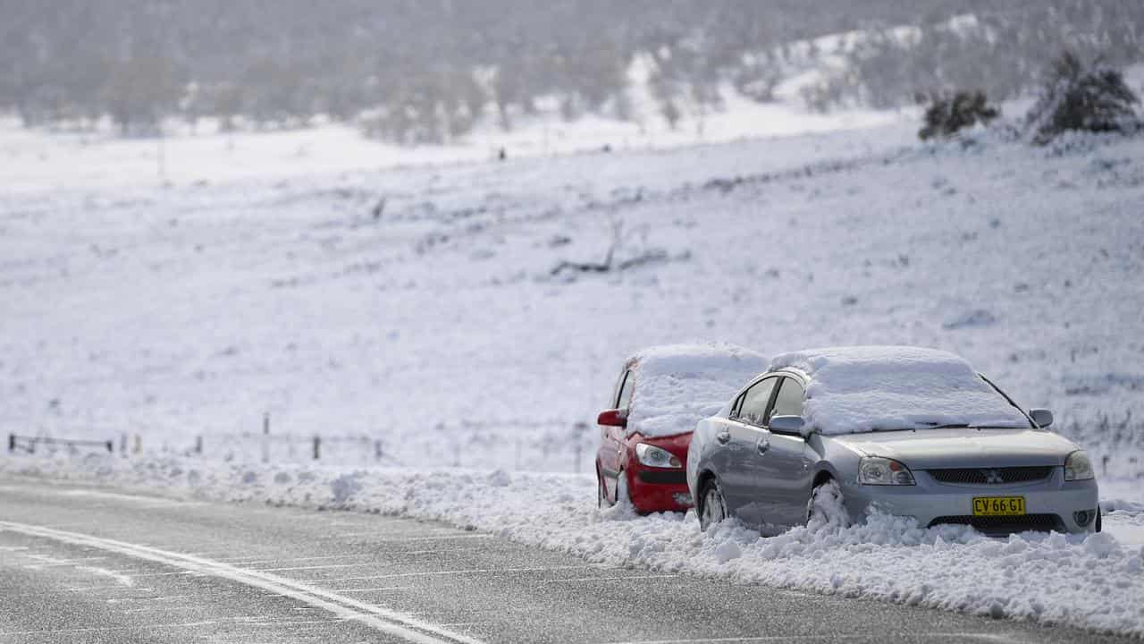 Slippery slope - police checking chains, booze at snow