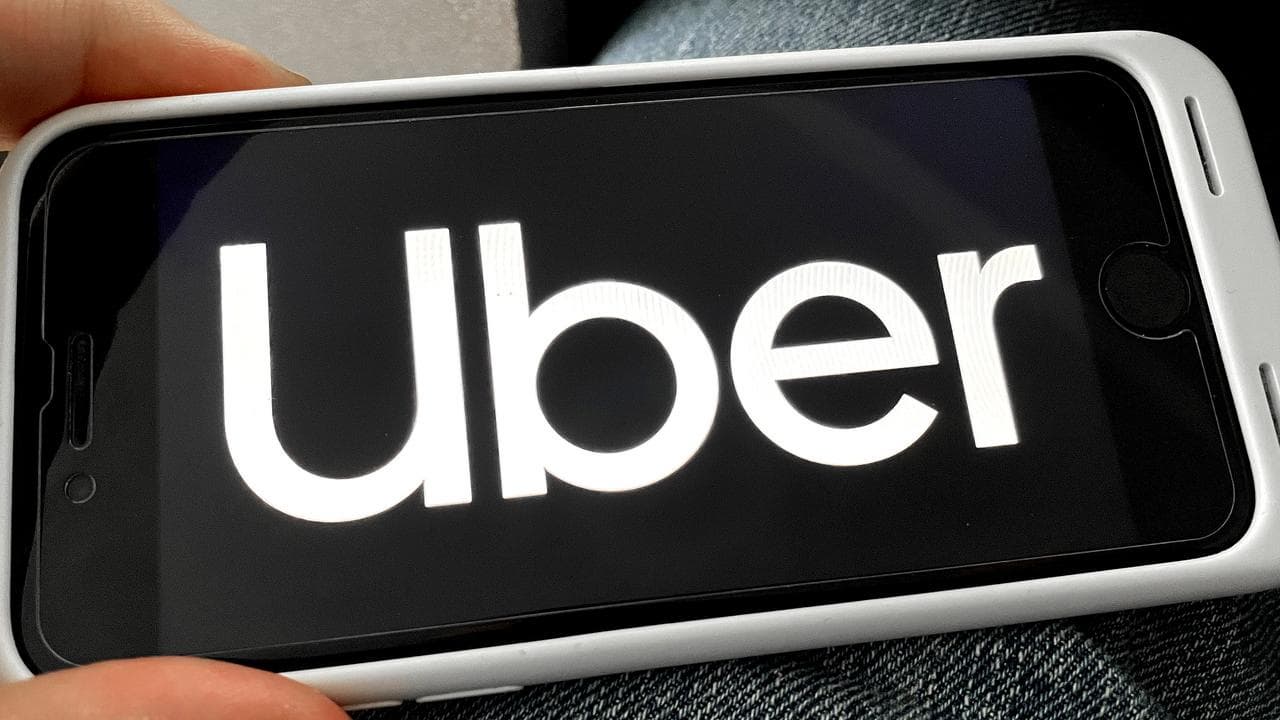 Aust-first deal limits Uber charges in train meltdowns