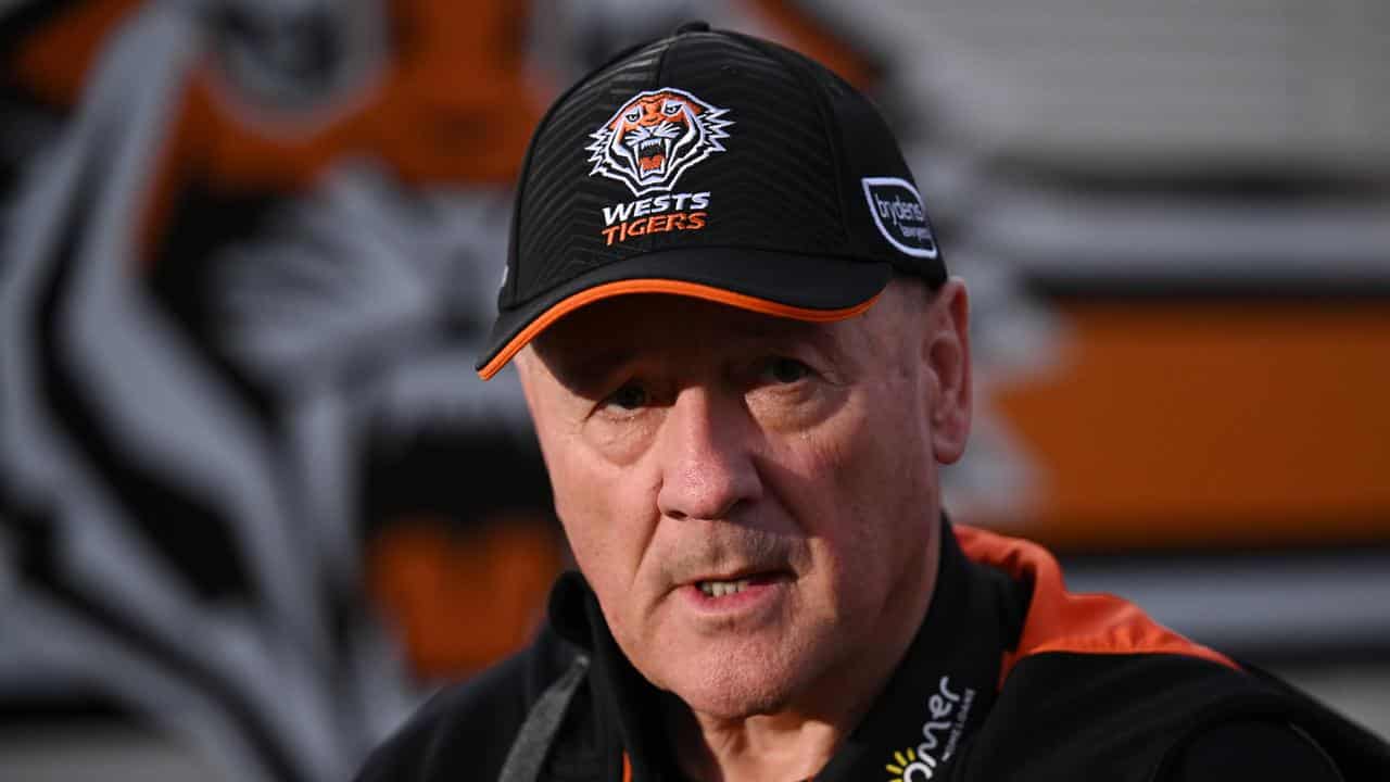 Sheens unfazed as Johnson snubs Wests Tigers